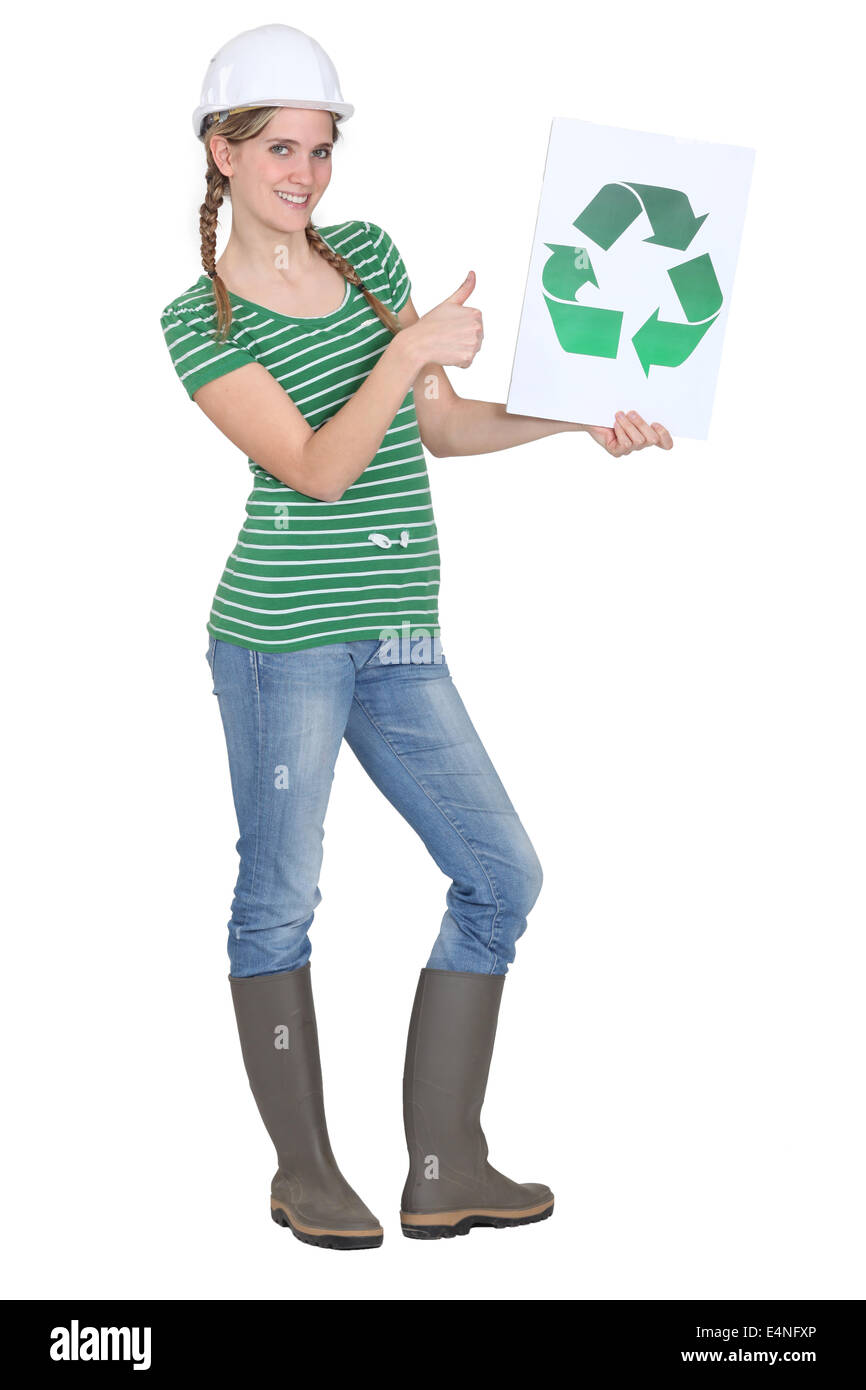 Apprentie holding logo de recyclage Banque D'Images