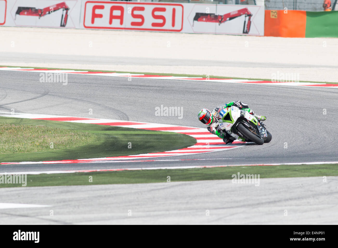 MISANO ADRIATICO, ITALIE - Le 21 juin : Kawasaki ZX-6R de l'équipe rendez-vous sur onze, conduit par Christian GAMARINO en action au cours de la 3ème Session d'essais libres Supersport au cours de la FIM Championnat du Monde de Superbike - Course à Misano World Circuit le 21 juin 2014 à Misano Adriatico, Italie. (Photo de Mauro Dalla Pozza) Banque D'Images