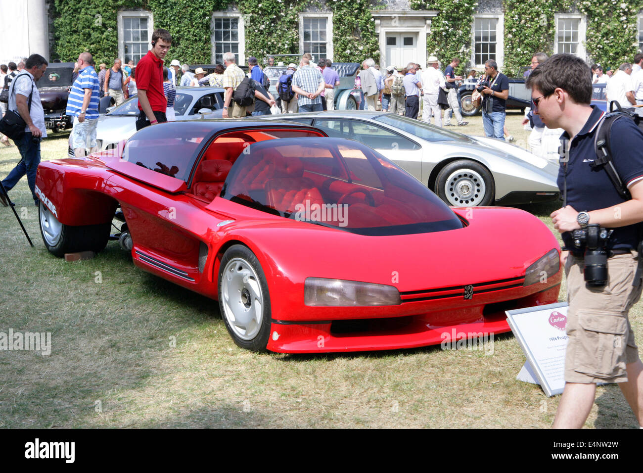 Une rare 1986 concept car Peugeot Proxima attire les foules au Goodwood Festival of Speed en 2013. Banque D'Images