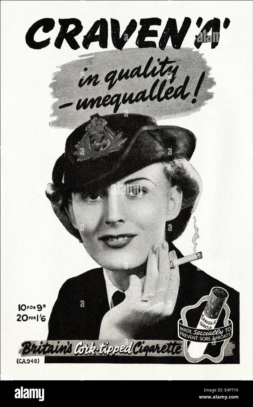 Publicité en temps de guerre des années 1940 pour CRAVEN A filter des cigarettes dans le magazine britannique daté de mars 1942 Banque D'Images