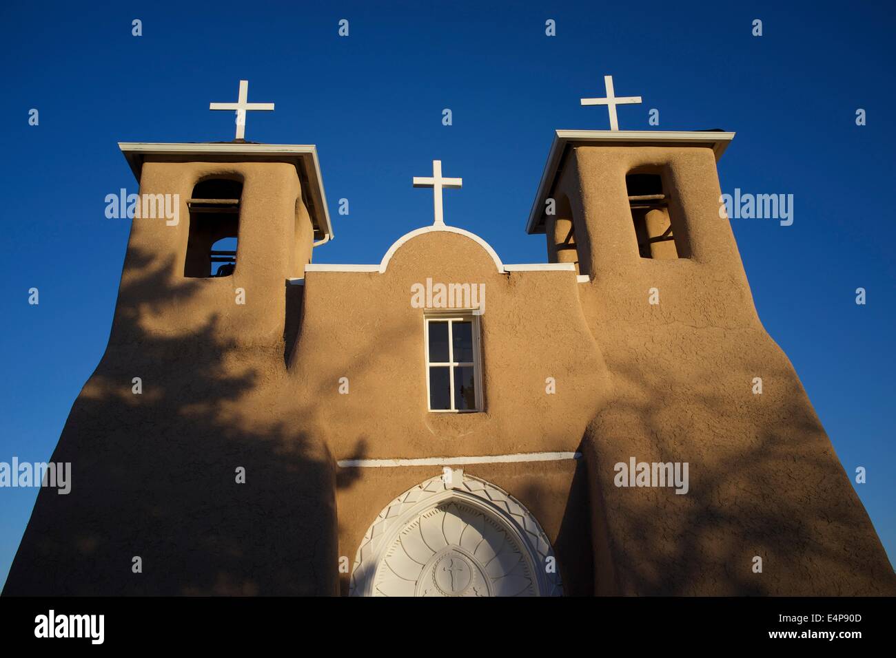 L'église San Francisco de Asis à Rancho de Taos, New Mexico, USA Banque D'Images