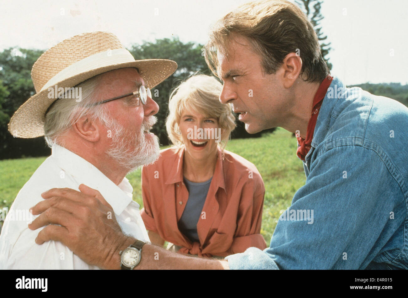 JURASSIC PARK 1993 Universal Pictures film avec de gauche à droite : Richard Attenborough, Laura Dern et Sam Neill Banque D'Images