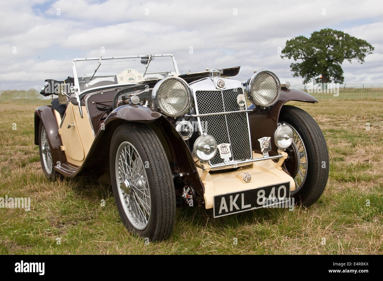 1933/34 MG L-Type 'Magna' ( 1087cc ) 'AKL 840' Banque D'Images
