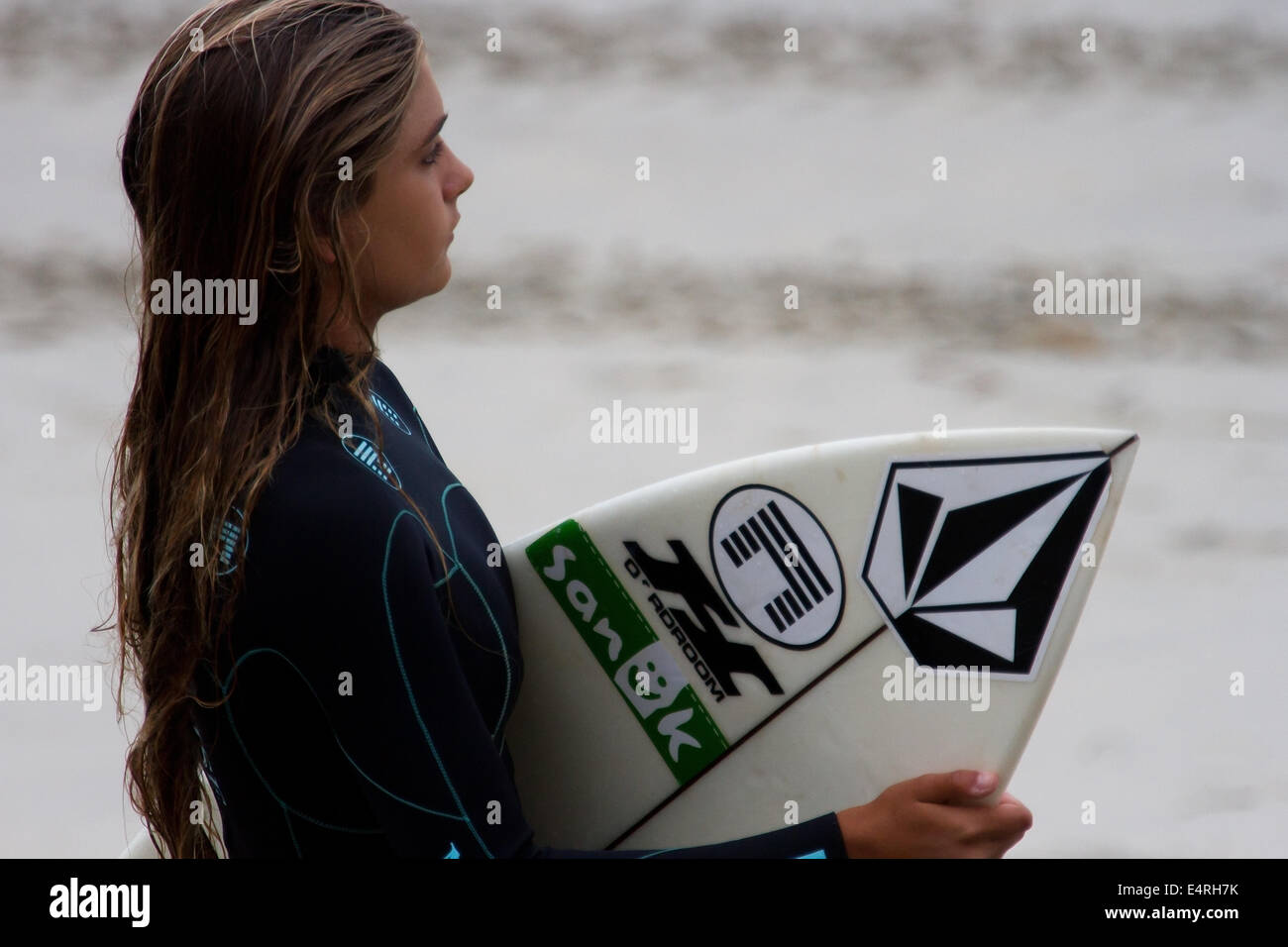 La compétition de surf du Philippe EVEN Bro-Am a tenu à Encinitas, en Californie, aux États-Unis le 12 juillet 2014 Banque D'Images