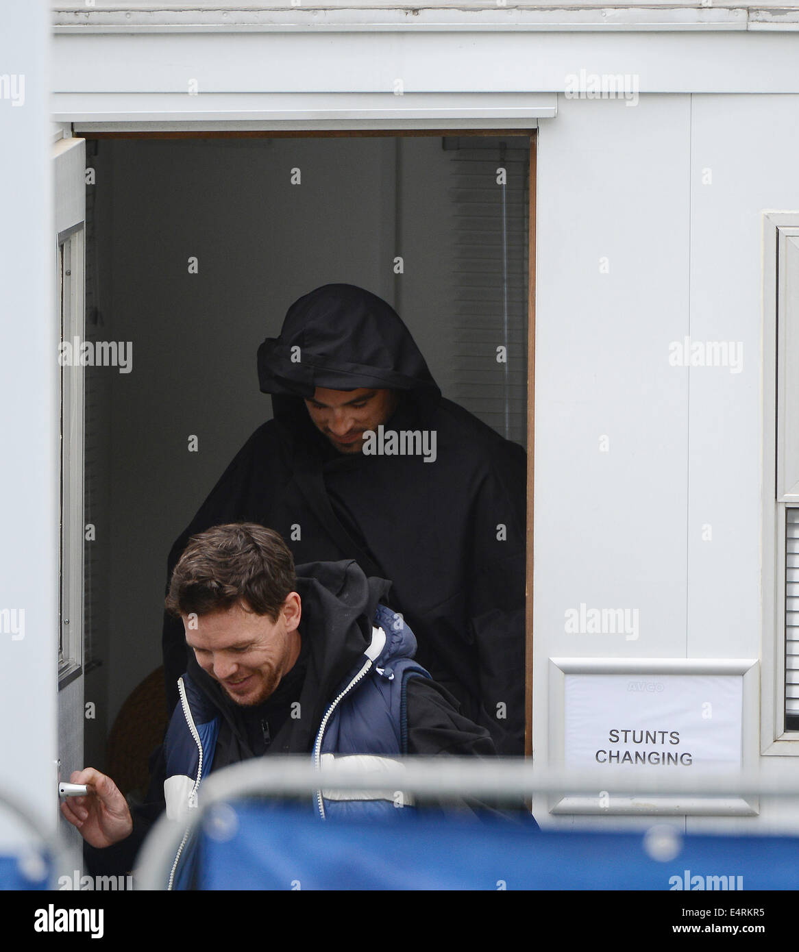 STAR WARS EPISODE VII, un acteur nommé sur place dans la forêt de Dean, où le nouveau film Star Wars est d'être filmé. Banque D'Images