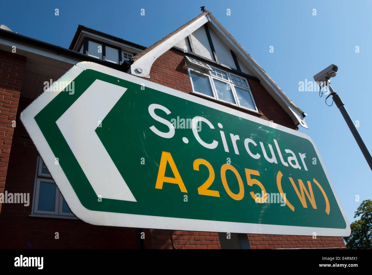 Inscrivez-vous pour le sud, circulaire ou A205, route au sheen, Londres, Angleterre Banque D'Images