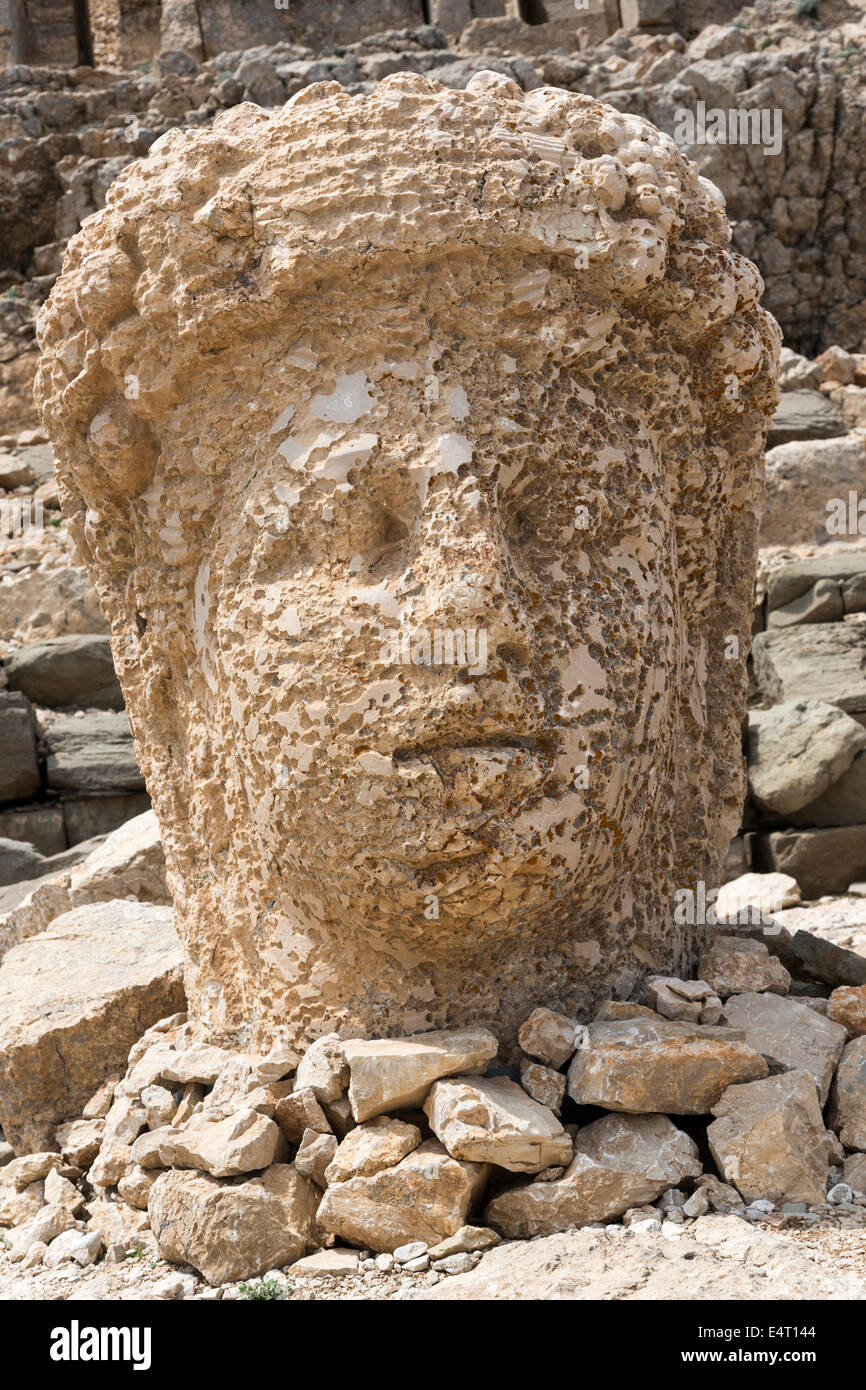 Tête de divinité de Commagene, terrasse est, ou Nemrut Nemrud Dagh, Anatolie, Turquie Banque D'Images