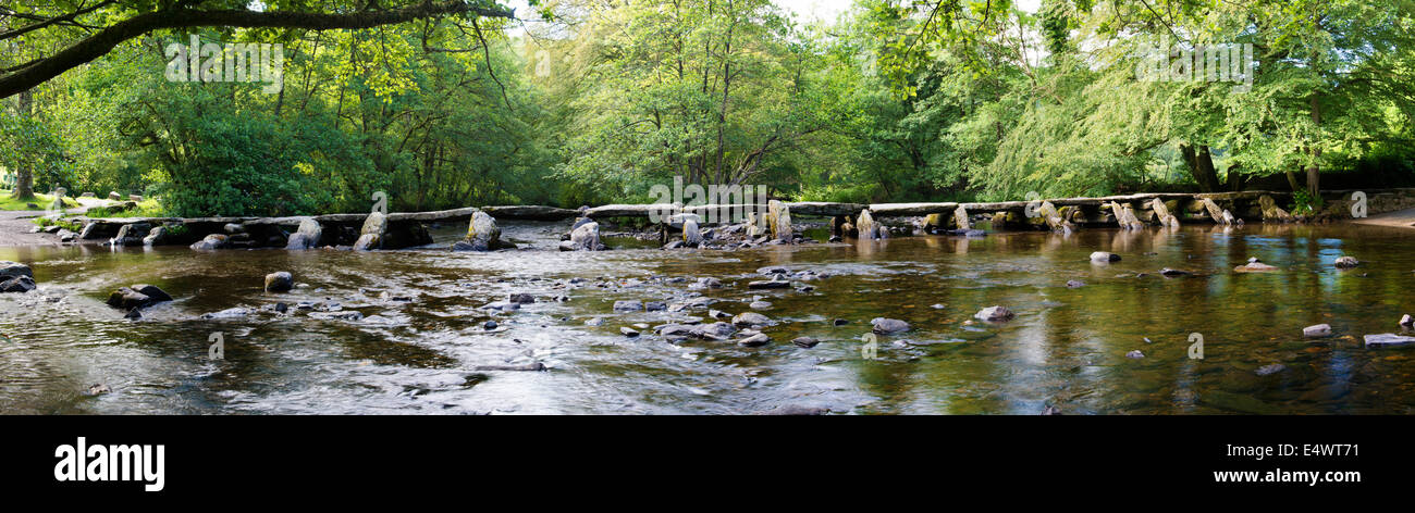 Clapper bridge à Tarr Étapes, Exmoor, UK Banque D'Images