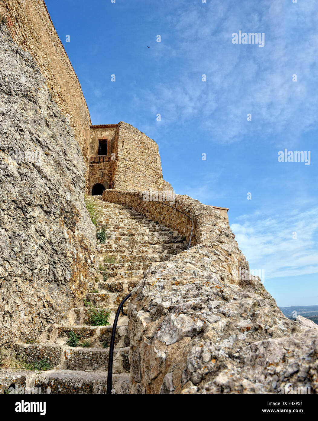 Vieux château en ruines à Morella, ville de l'Espagne. Banque D'Images