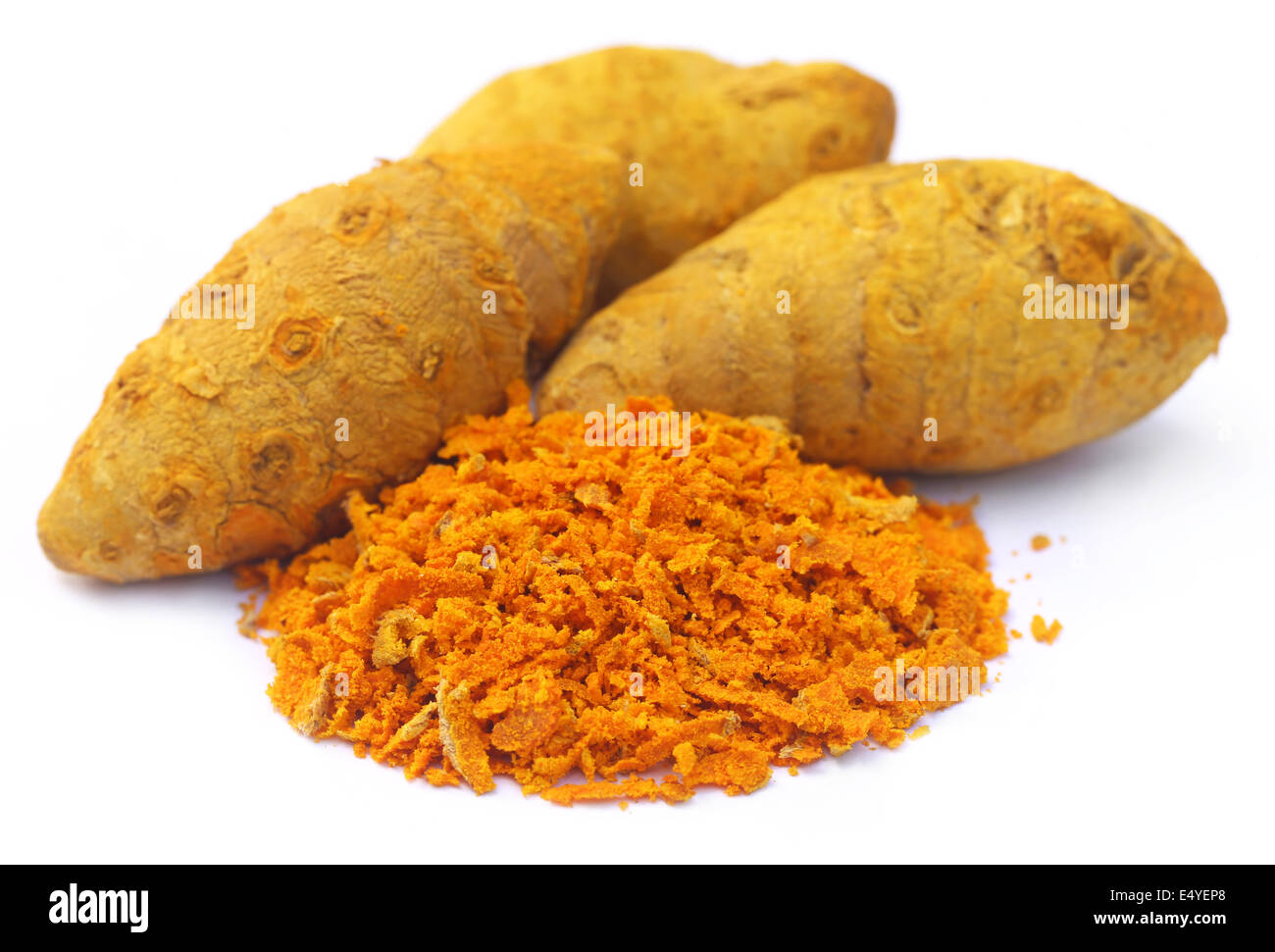 Le curcuma sur fond blanc Banque D'Images