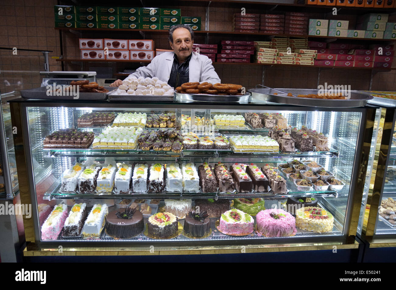 Les sucreries et les loukoums shop, Konya, Turquie Banque D'Images
