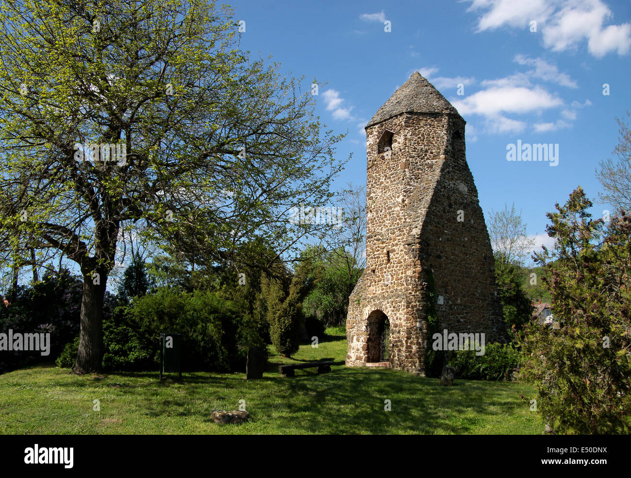 Ruines de l'église de Szigliget Avesi au Lac Balaton, Hongrie Banque D'Images