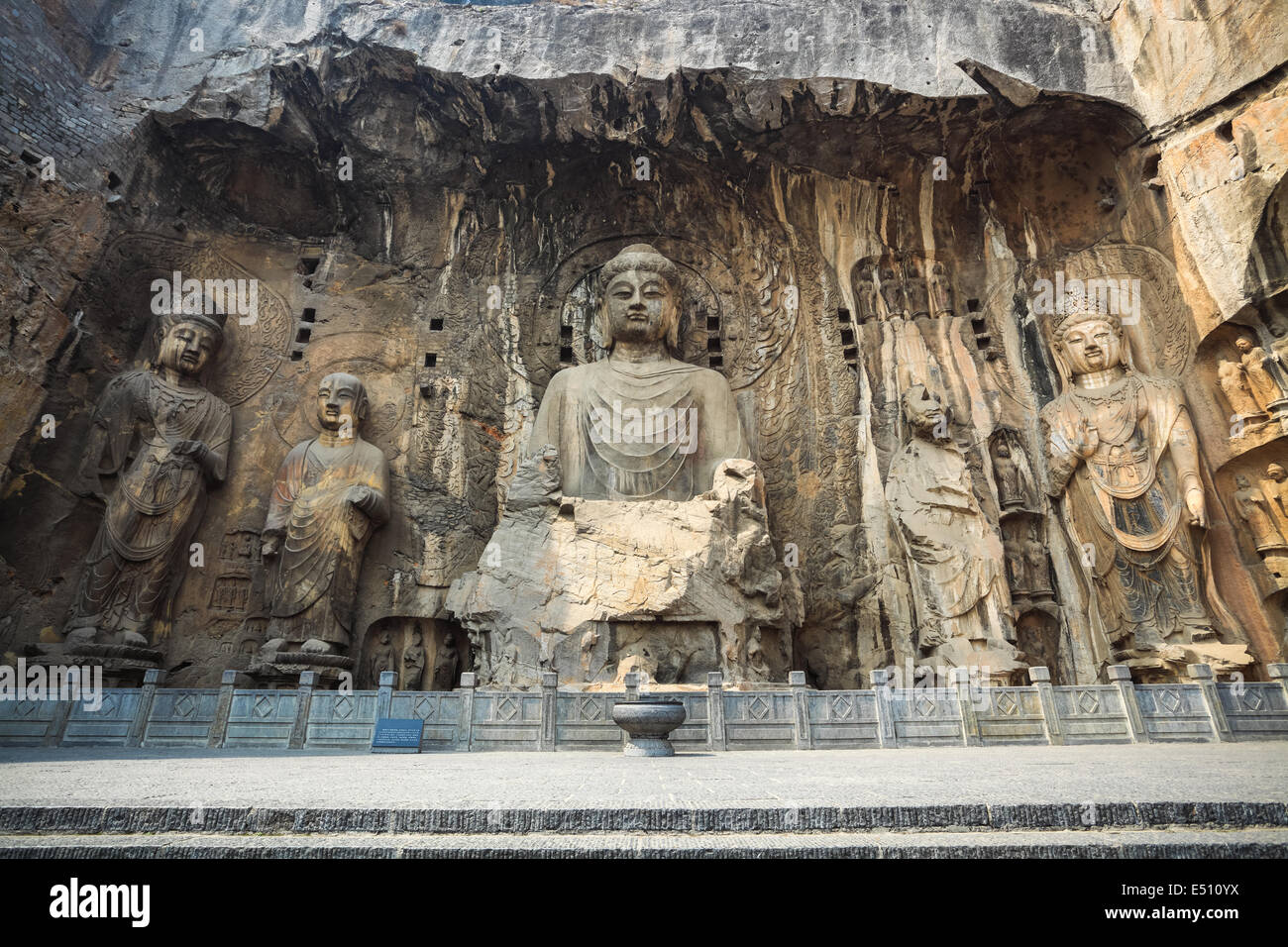 Statues de Bouddha longmen chinois Banque D'Images