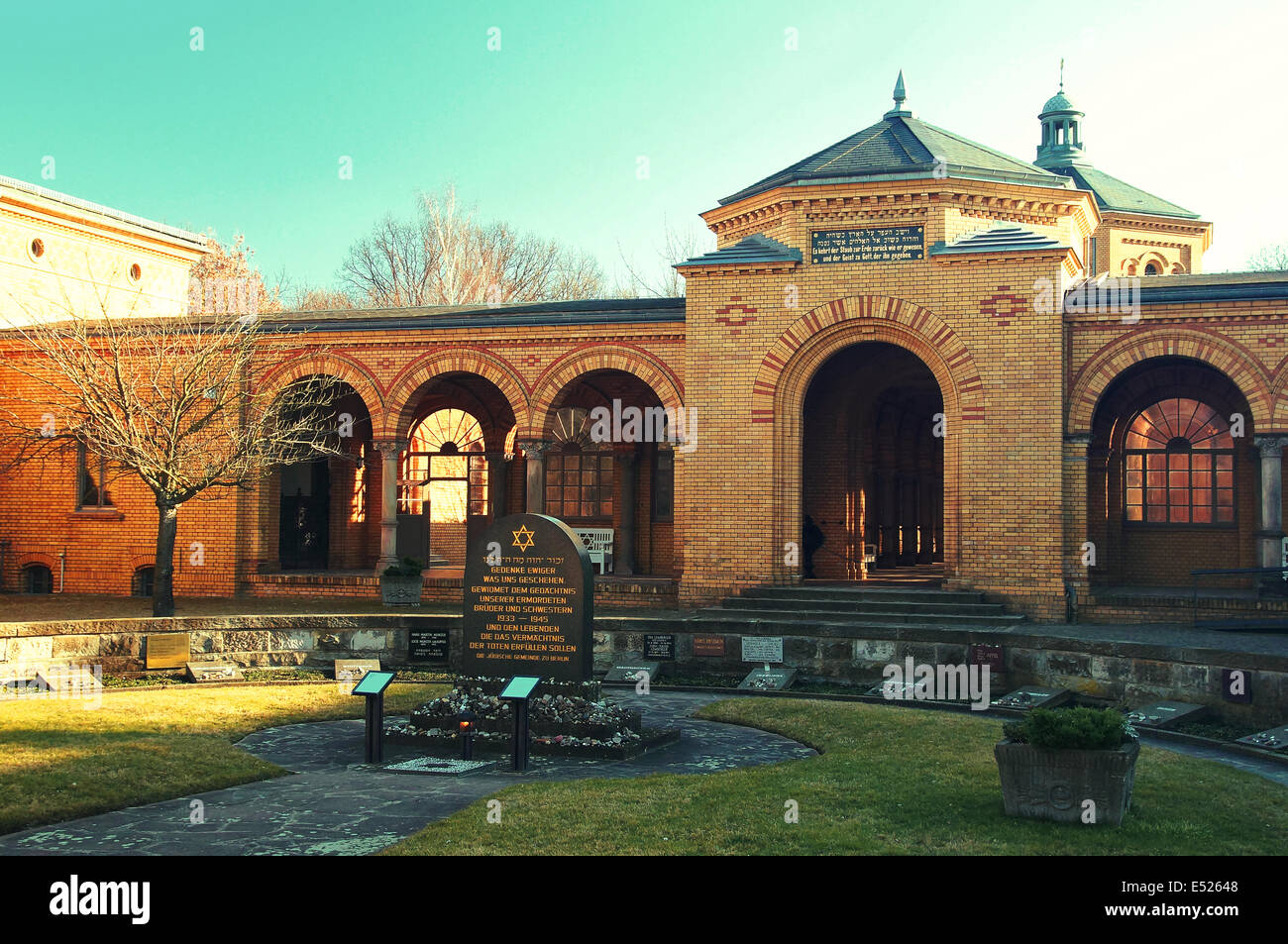 Cimetière juif de Berlin-Weissensee Banque D'Images