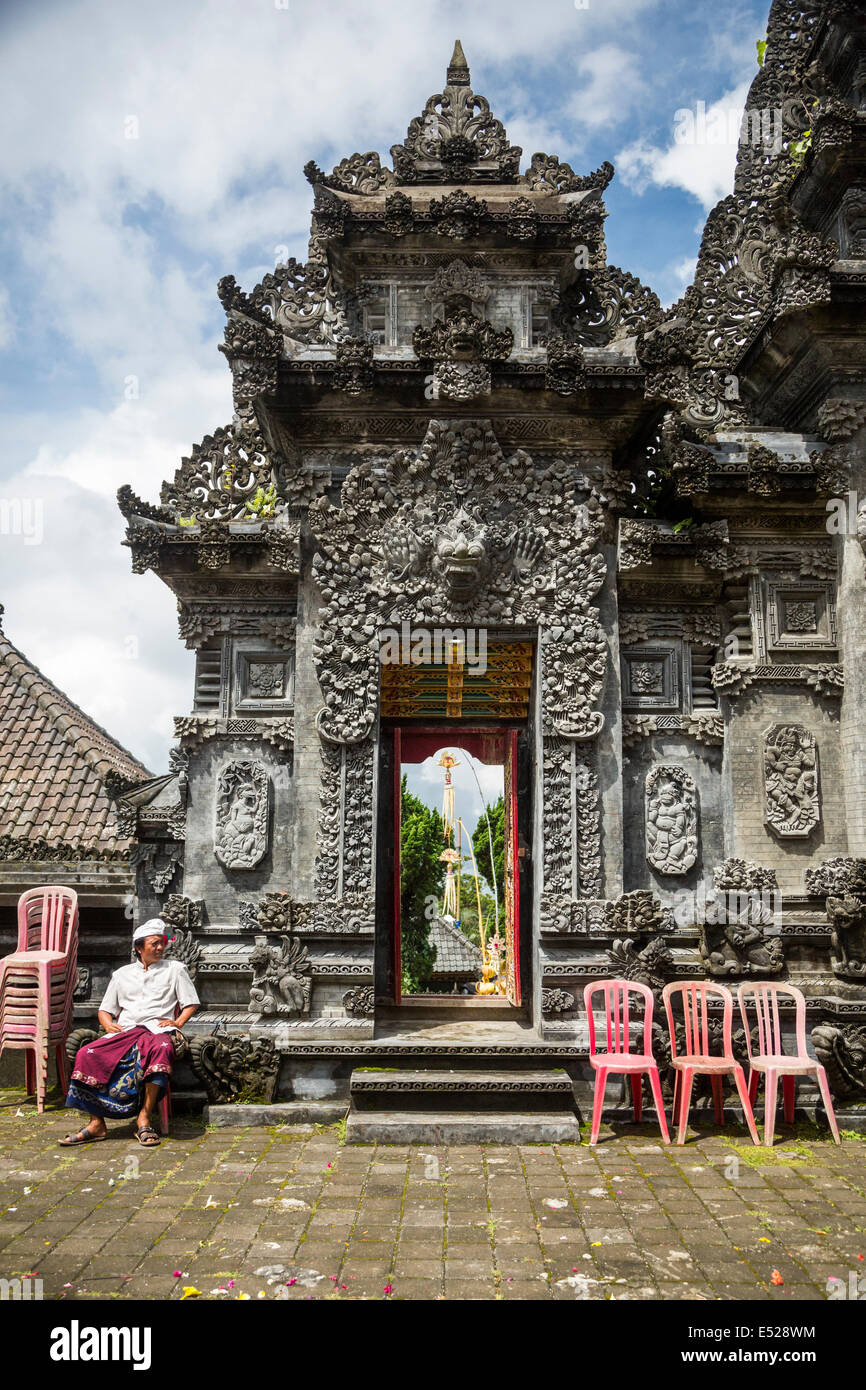 , Jatiluwih Bali, Indonésie. Sortie Porte de la cour intérieure, Luhur Bhujangga Waisnawa Temple Hindou. Banque D'Images