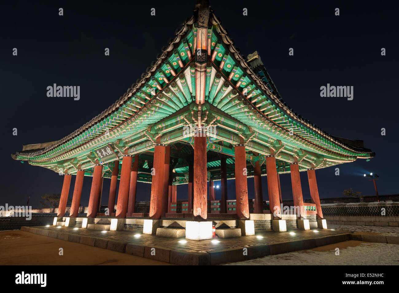 Un pavillon de Forteresse de Hwaseong à Suwon, Corée du Sud. Banque D'Images