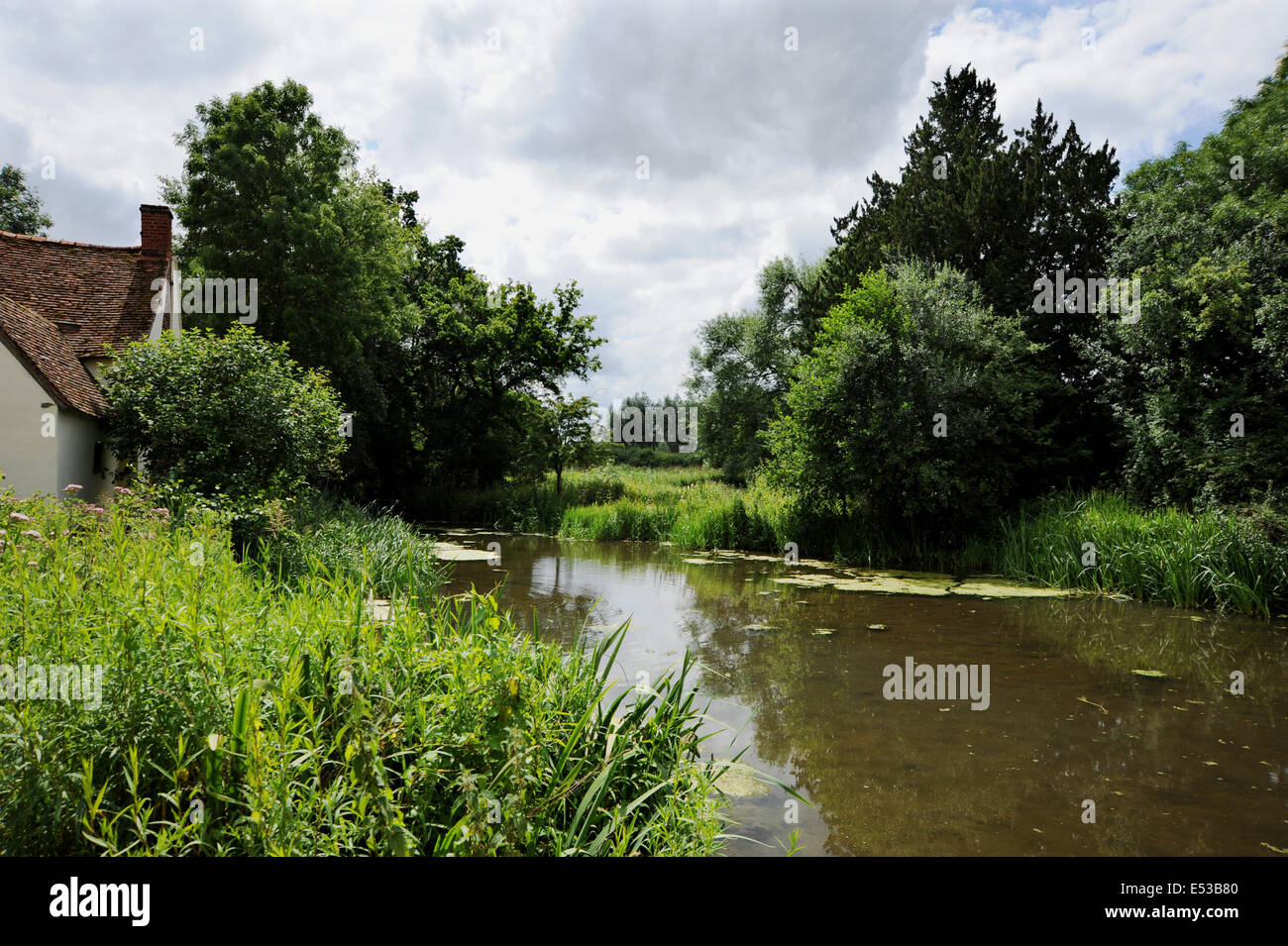 C'est la fameuse voir qui faisait du tableau le plus célèbre agent de la Hay Wain à Suffolk Flatford UK Banque D'Images