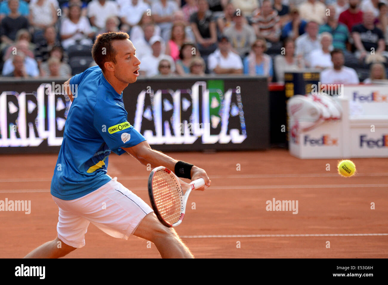 Hambourg, Allemagne. 18 juillet, 2014. L'Allemagne de commentaires renvoie la balle pour Rosol de République tchèque au cours du trimestre dernier match à l'ATP de Bet-at-home tournoi de tennis Open Championships : Action Crédit Plus Sport/Alamy Live News Banque D'Images