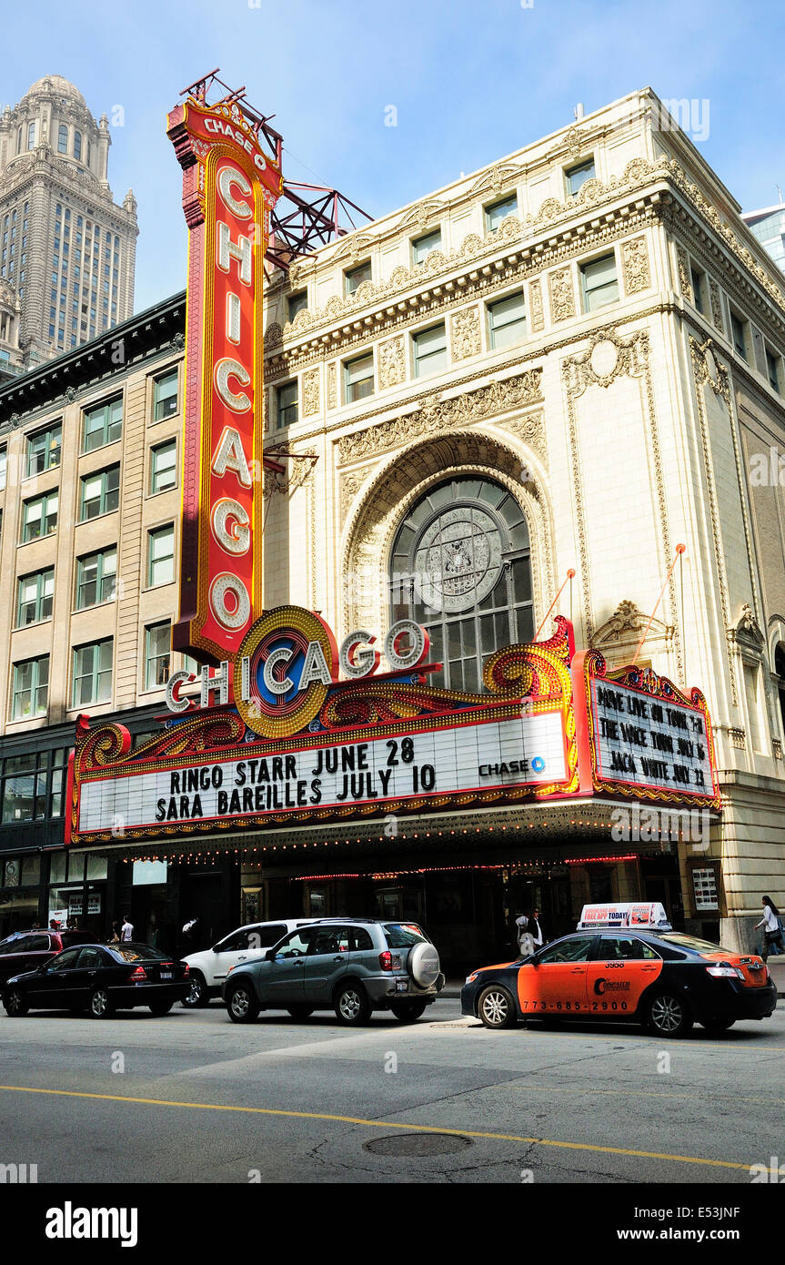 Théâtre historique de Chicago et signe sur la State Street à Chicago. Banque D'Images