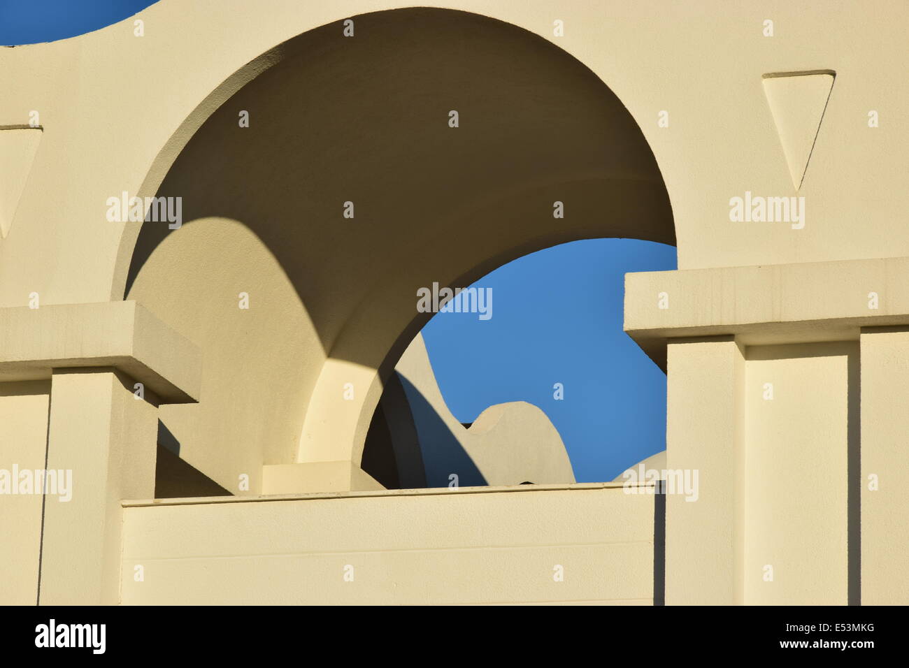 Une arche dans le bâtiment dans un style oriental Banque D'Images