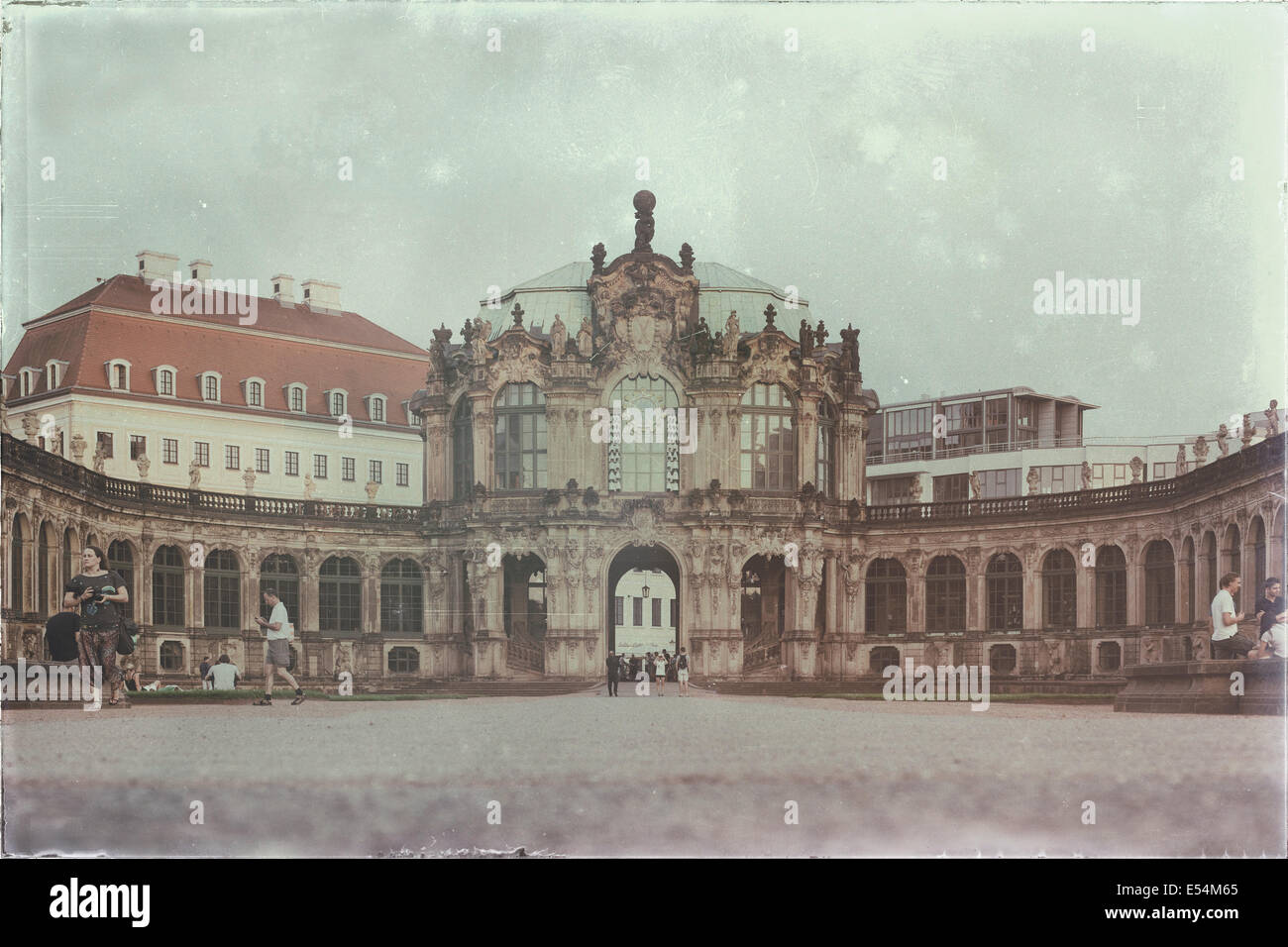 Le Zwinger à Dresde de l'Allemagne, l'une des attractions touristiques. Banque D'Images