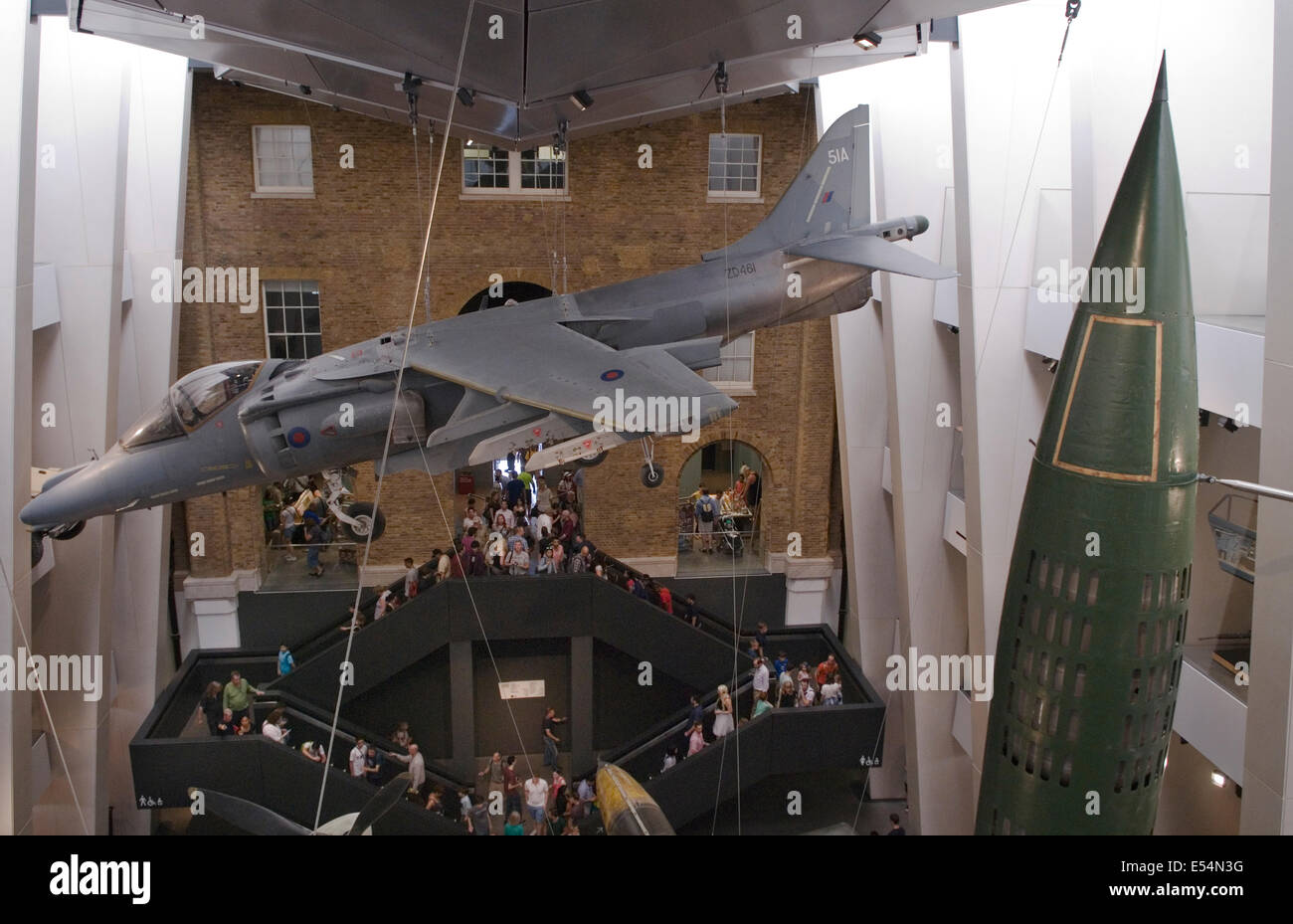 Imperial War Museum London UK Nouvel affichage nouvel atrium 2014. HOMER SYKES Banque D'Images