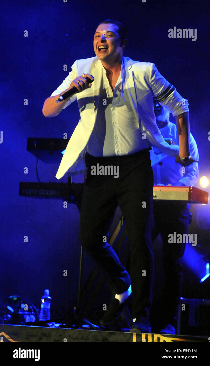 Ostrava, République tchèque. 20 juillet, 2014. Chanteur John Newman de la Grande-Bretagne lors du festival de musique Colours of Ostrava, à Ostrava, en République tchèque, le 20 juillet 2014. Photo : CTK Jaroslav Ozana/Photo/Alamy Live News Banque D'Images