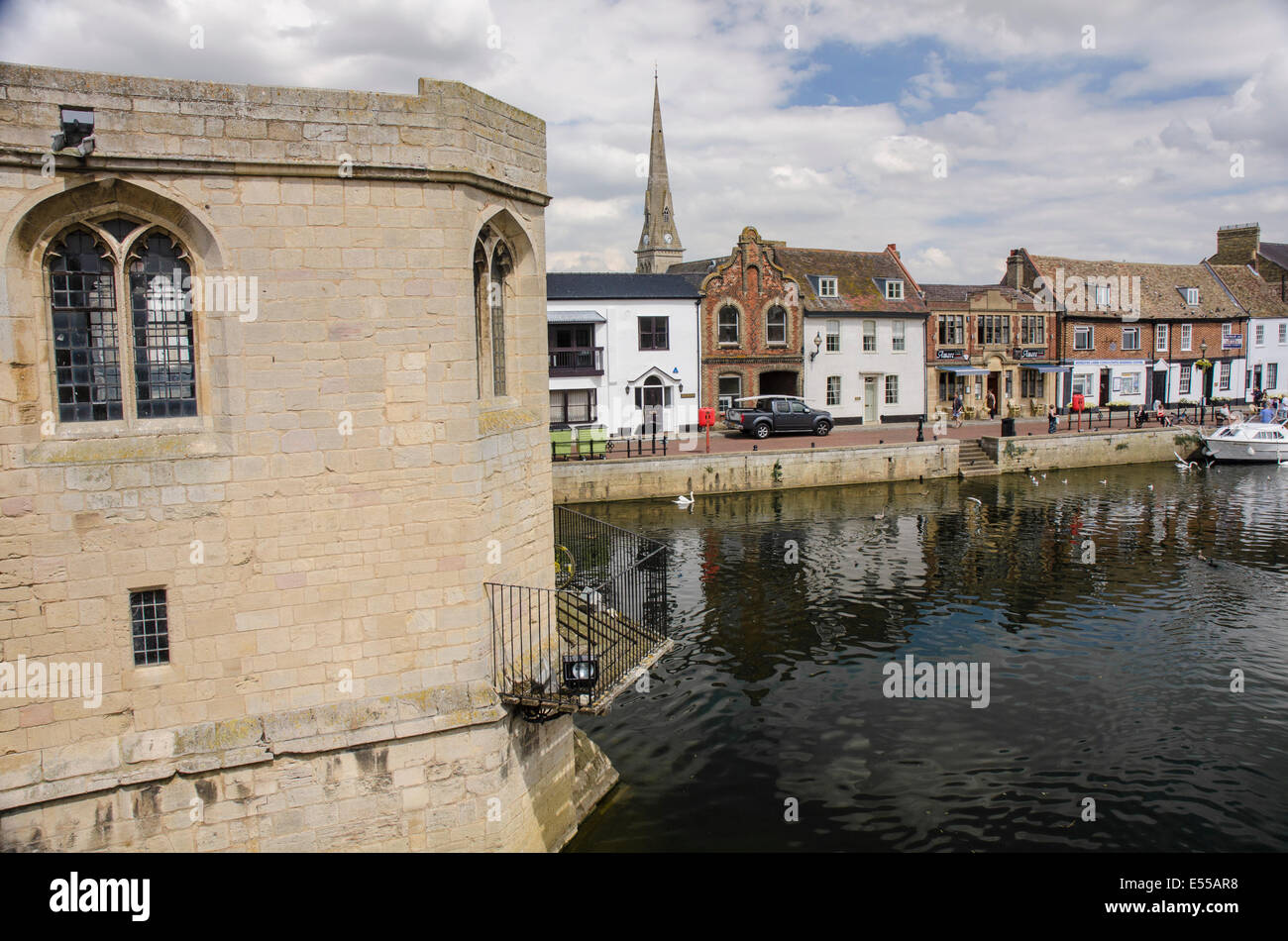 Chapelle sur le pont sur la rivière Great Ouse à St Ives Cambridgeshire Banque D'Images