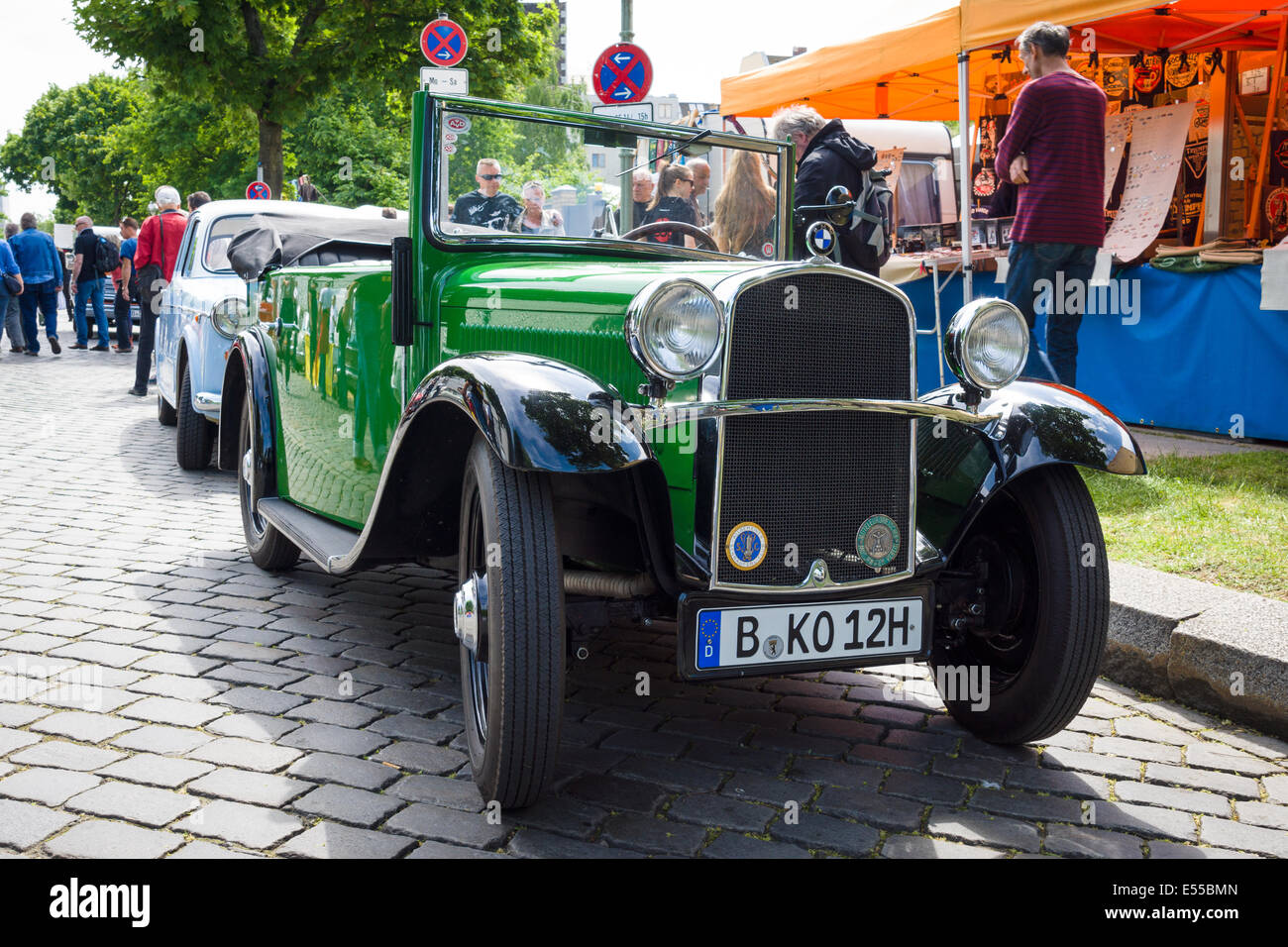 BERLIN, ALLEMAGNE - 17 MAI 2014 : ville en voiture de BMW 3/20 (H-4). 27e jour - Berlin Brandebourg Oldtimer Banque D'Images