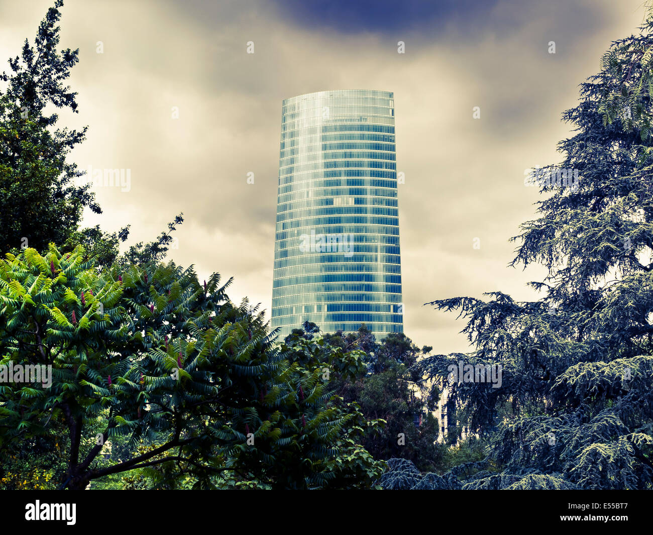 La tour Iberdrola. (Architecte : Cesar Pelli ) Bilbao, Gascogne. Pays Basque, Espagne, Europe. Banque D'Images