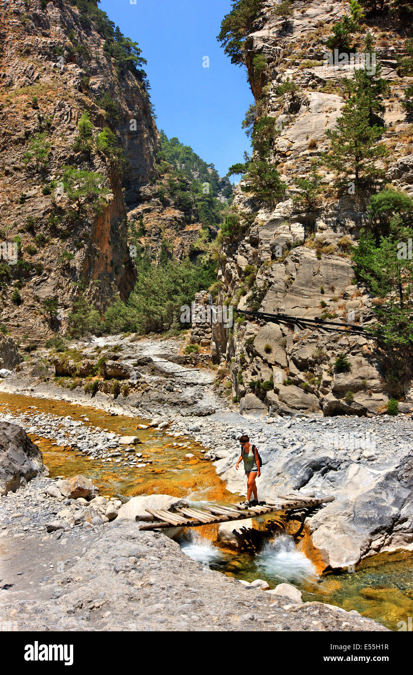 La sortie de la gorge de Samaria, près de Agia Roumeli village, Sfakia, Chania, Crète, Grèce Banque D'Images