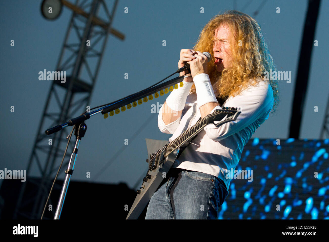 Oshkosh, Wisconsin, USA. 17 juillet, 2014. DAVE MUSTAINE de Megadeth la bande effectue live at the 2014 Rock USA Music Festival à Oshkosh Wisconsin © Daniel DeSlover/ZUMA/Alamy Fil Live News Banque D'Images