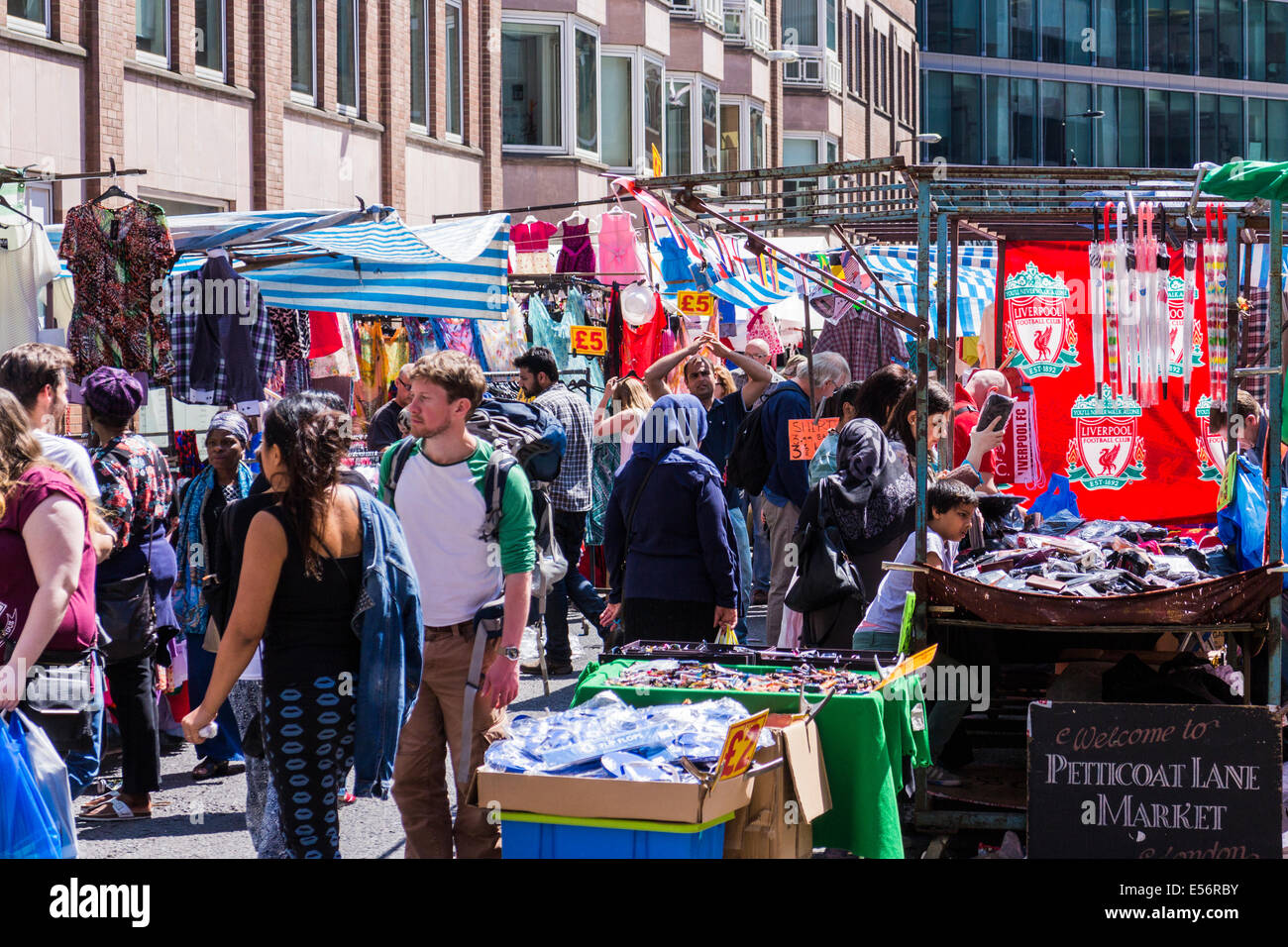 Marché du dimanche - Petticoat Lane London Banque D'Images