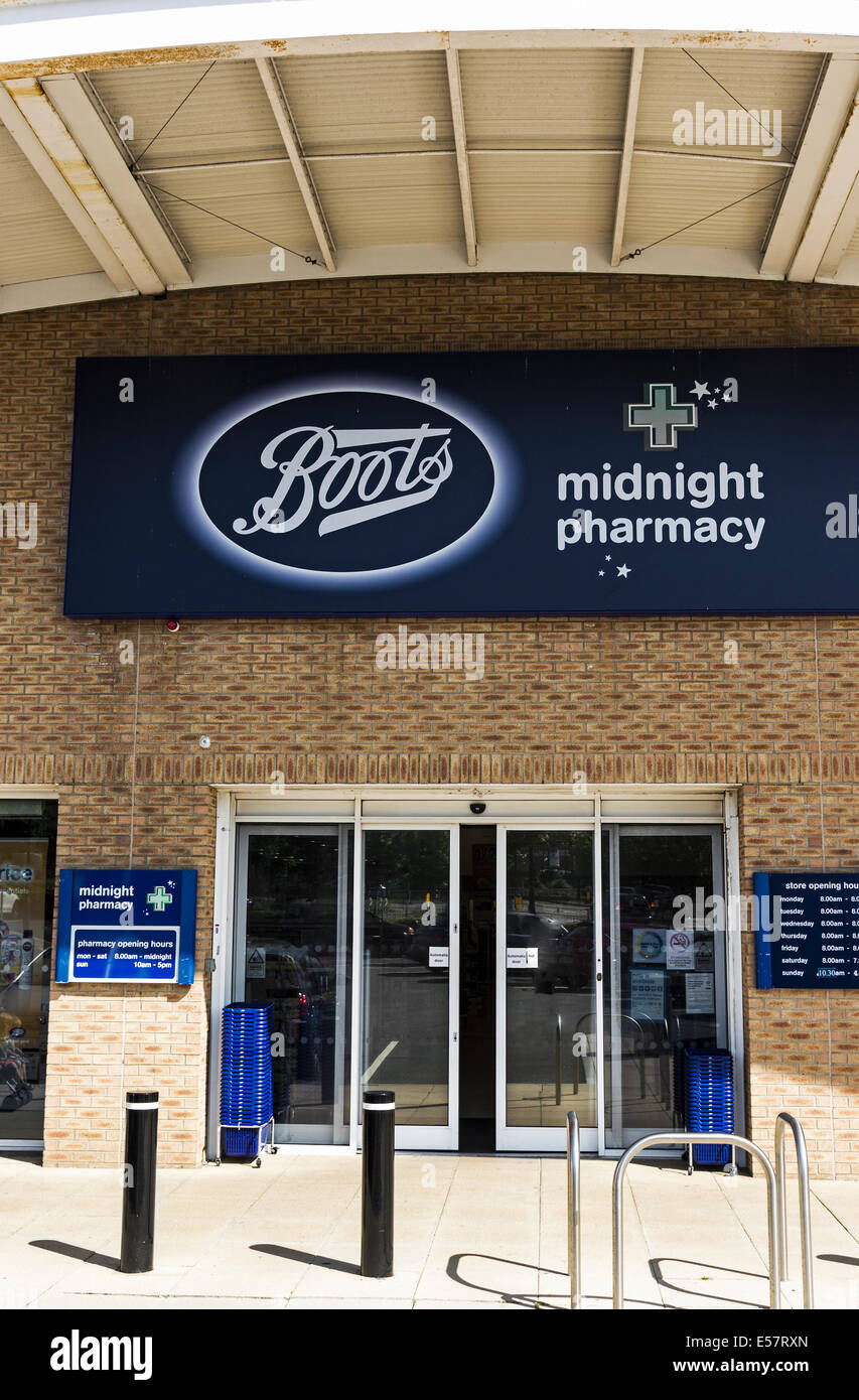 Boots pharmacy store Photo Stock - Alamy