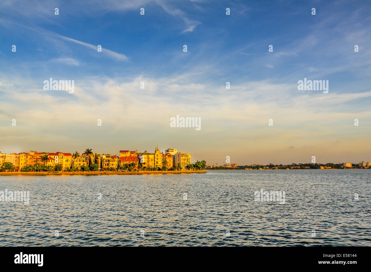 Ho Tay (lac de l'ouest) à Hanoi, Vietnam Banque D'Images