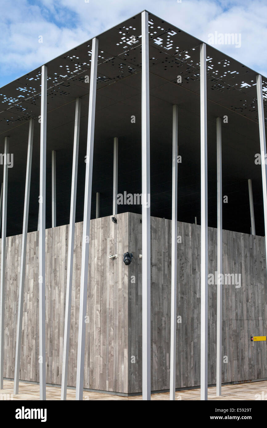 Détails de l'architecture du nouveau centre de visiteurs à Stonehenge conçu par Denton Corker Marshall LLP, Wiltshire, Royaume-Uni Banque D'Images