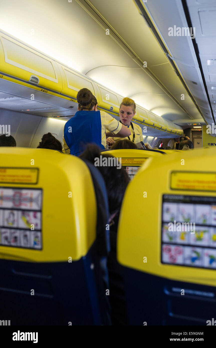 Ryanair Boeing 737-800 de l'intérieur de la cabine. Banque D'Images