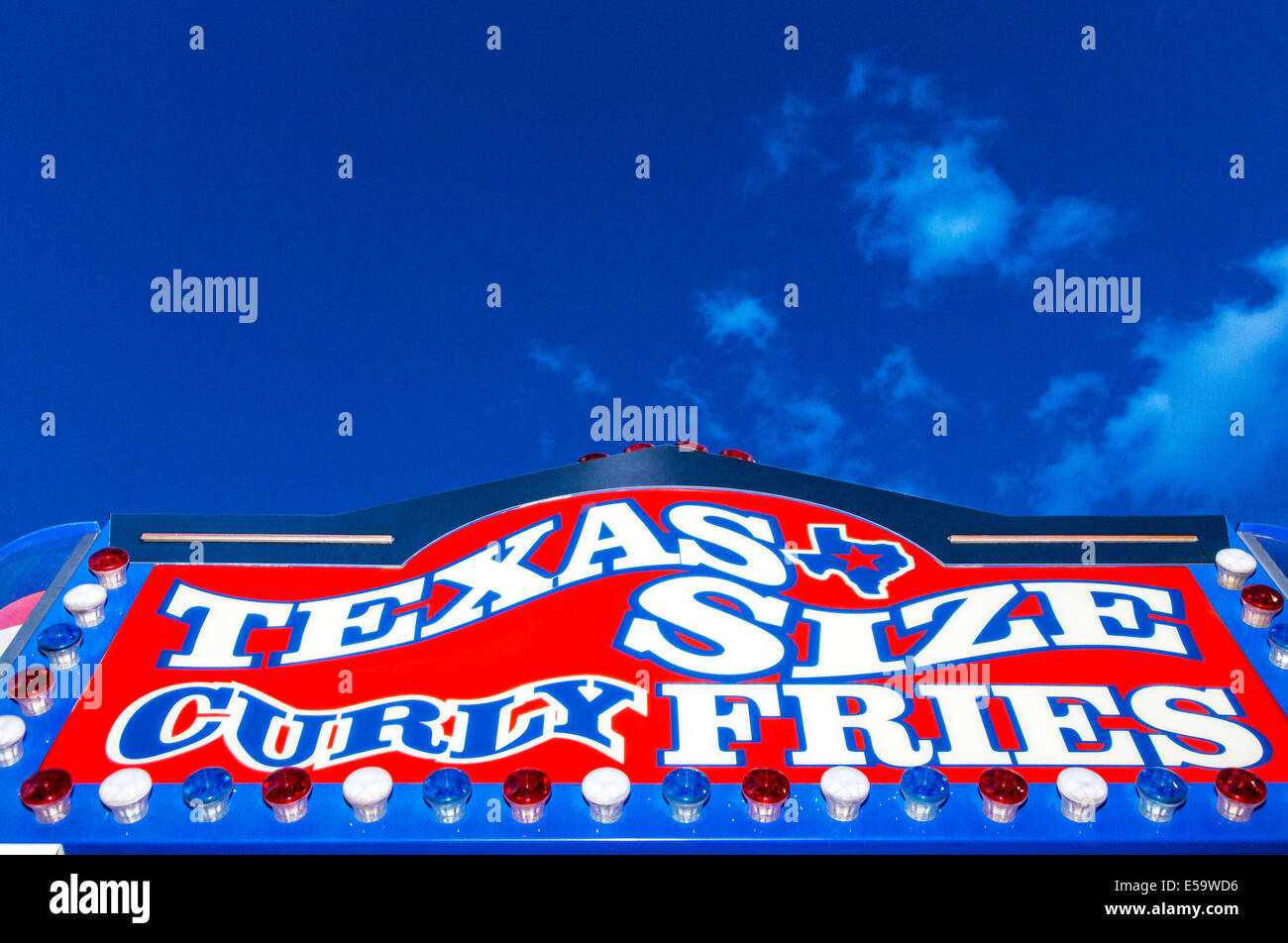 Abstract colorful signe pour Curly fries fast food au carnaval, cirque Banque D'Images