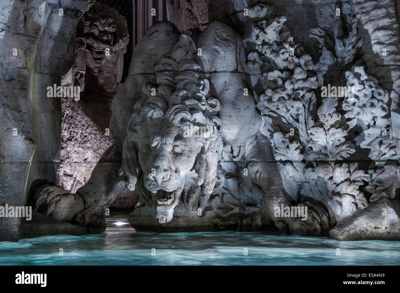 Clip d'une fontaine dans la place Navona Banque D'Images