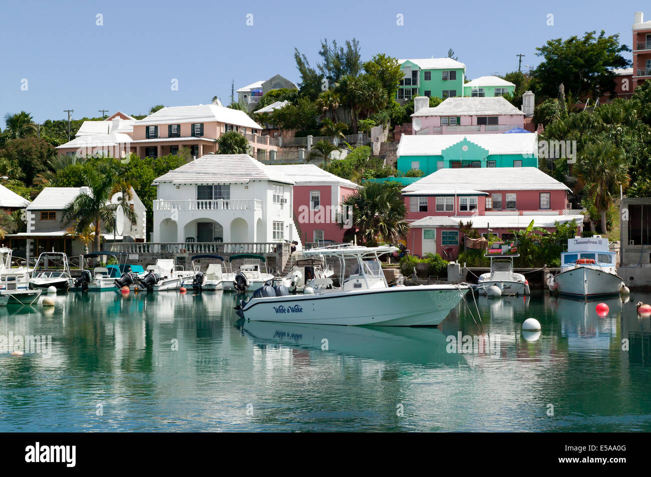 Close-up shot de Flatts Village, Flatts Inlet, paroisse de Hamilton, Bermudes Banque D'Images