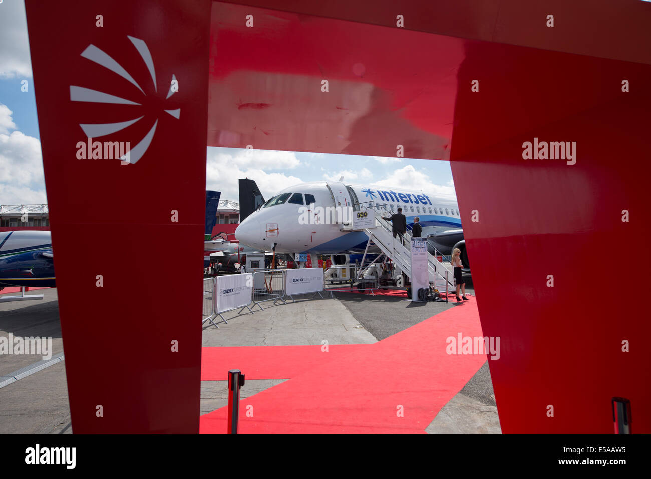 SU95 Sukhoi Superjet 100 au Farnborough International Airshow 2014 Banque D'Images