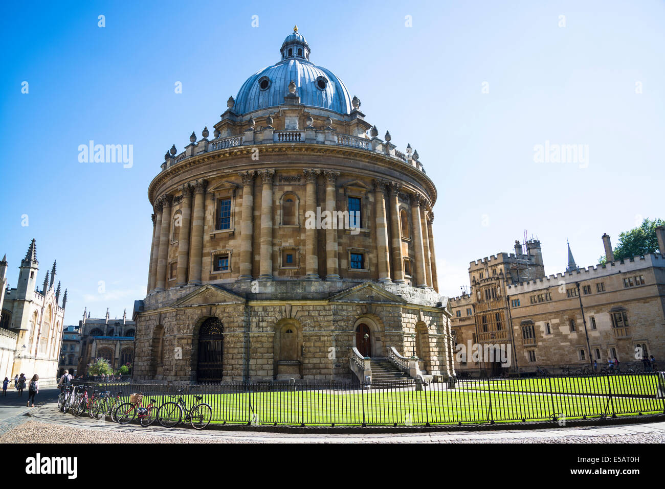 Radcliffe Camera, conçu par James Gibbs en maisons de style néo-classique de la Bibliothèque Scientifique Radcliffe, Oxford, England, UK Banque D'Images