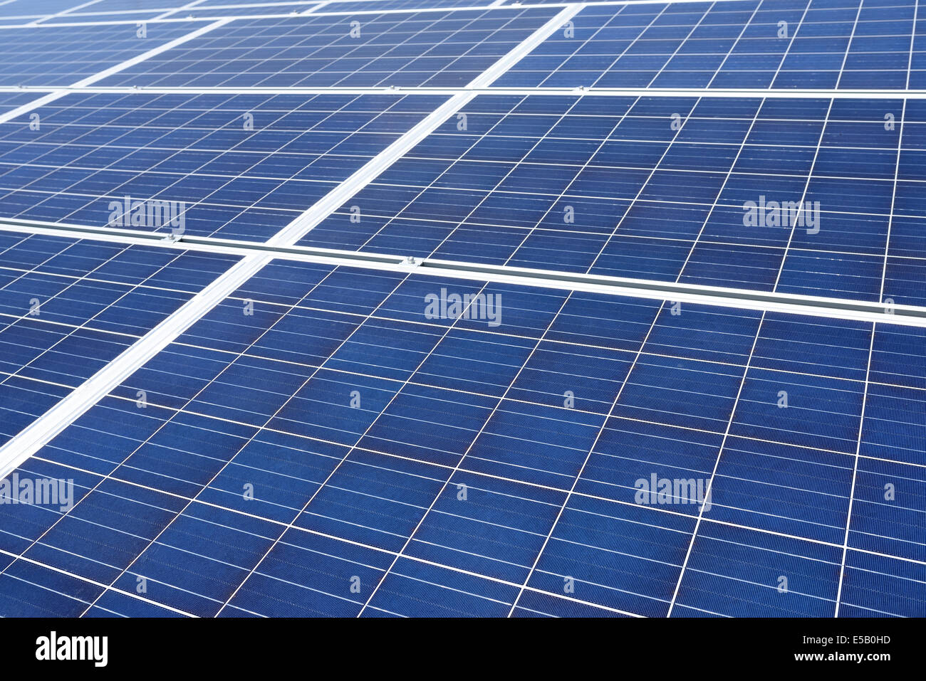Panneaux d'énergie solaire Banque D'Images