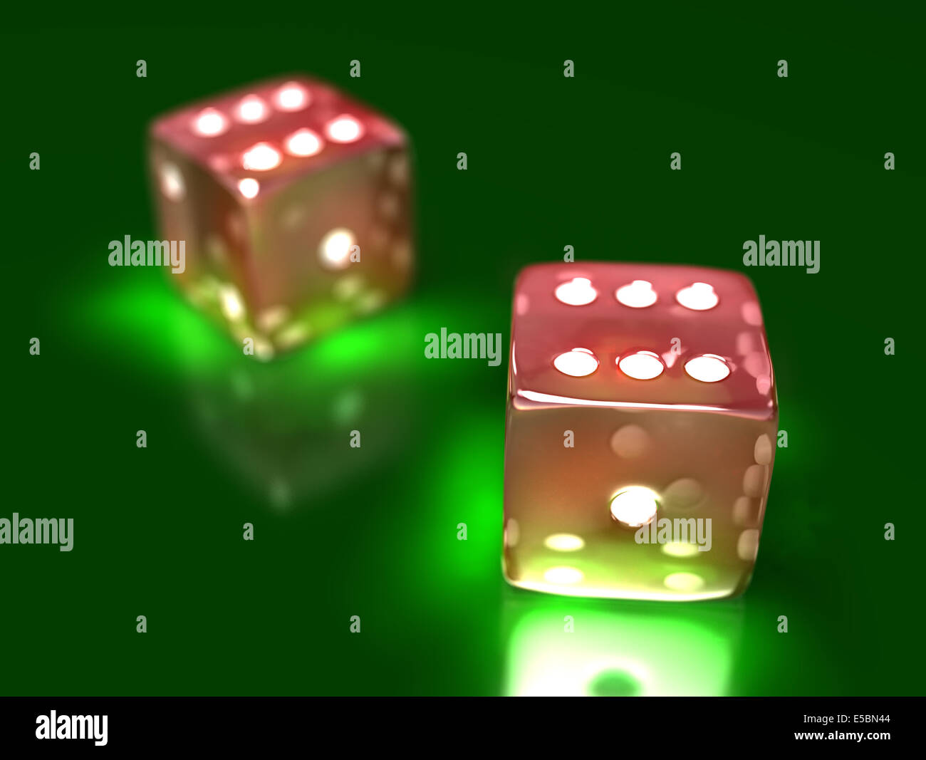 Deux dés sur une table de jeu dans un casino Banque D'Images