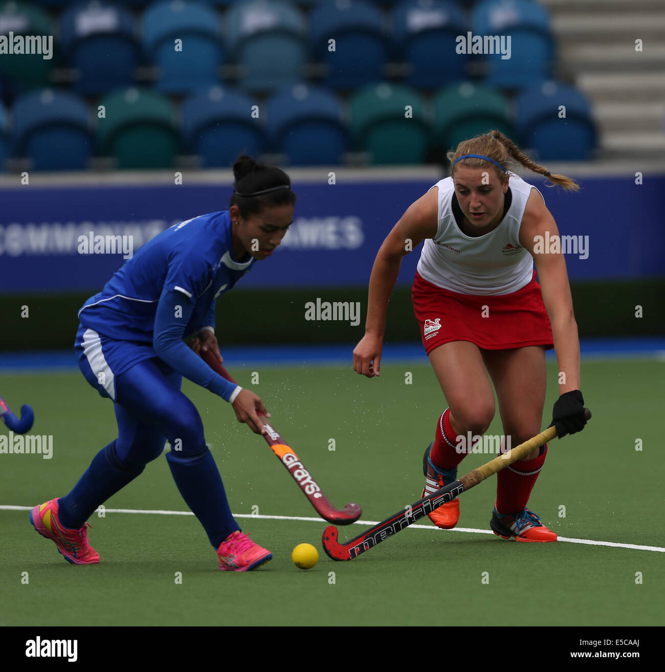 LILY OWSLEY ENGLAND V FRANCE GLASGOW CENTRE GLASGOW ECOSSE HOCKEY 27 Juillet 2014 Banque D'Images