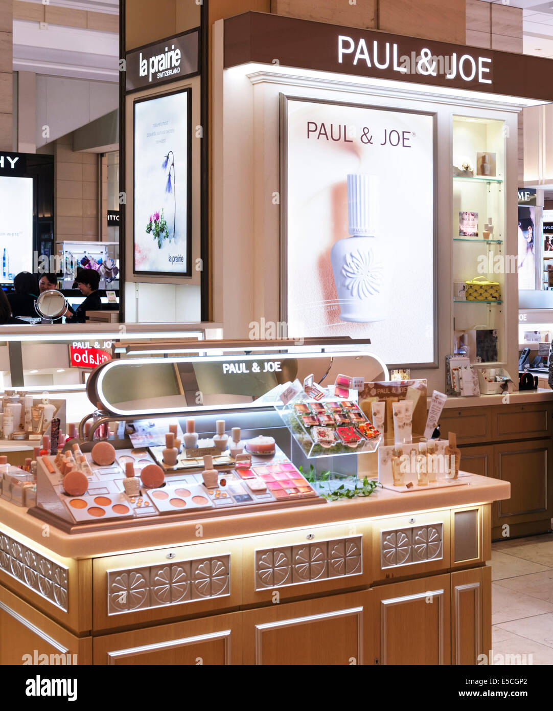 Paul et Joe makeup store display à Tokyo, Japon Photo Stock - Alamy