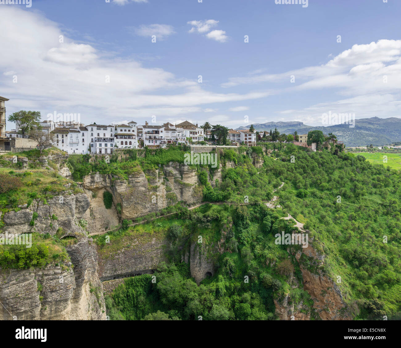 Partie du centre historique sur l'escarpement rocheux, Ronda, province de Malaga, Andalousie, Espagne Banque D'Images