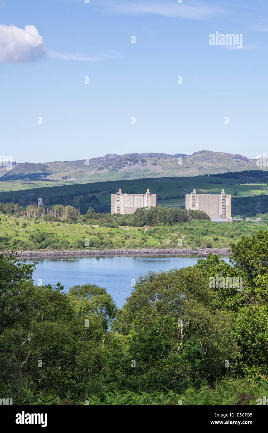 Trawsfynydd power station nucléaire et de Trawsfynydd Lake, Gwynedd, au nord du Pays de Galles Banque D'Images