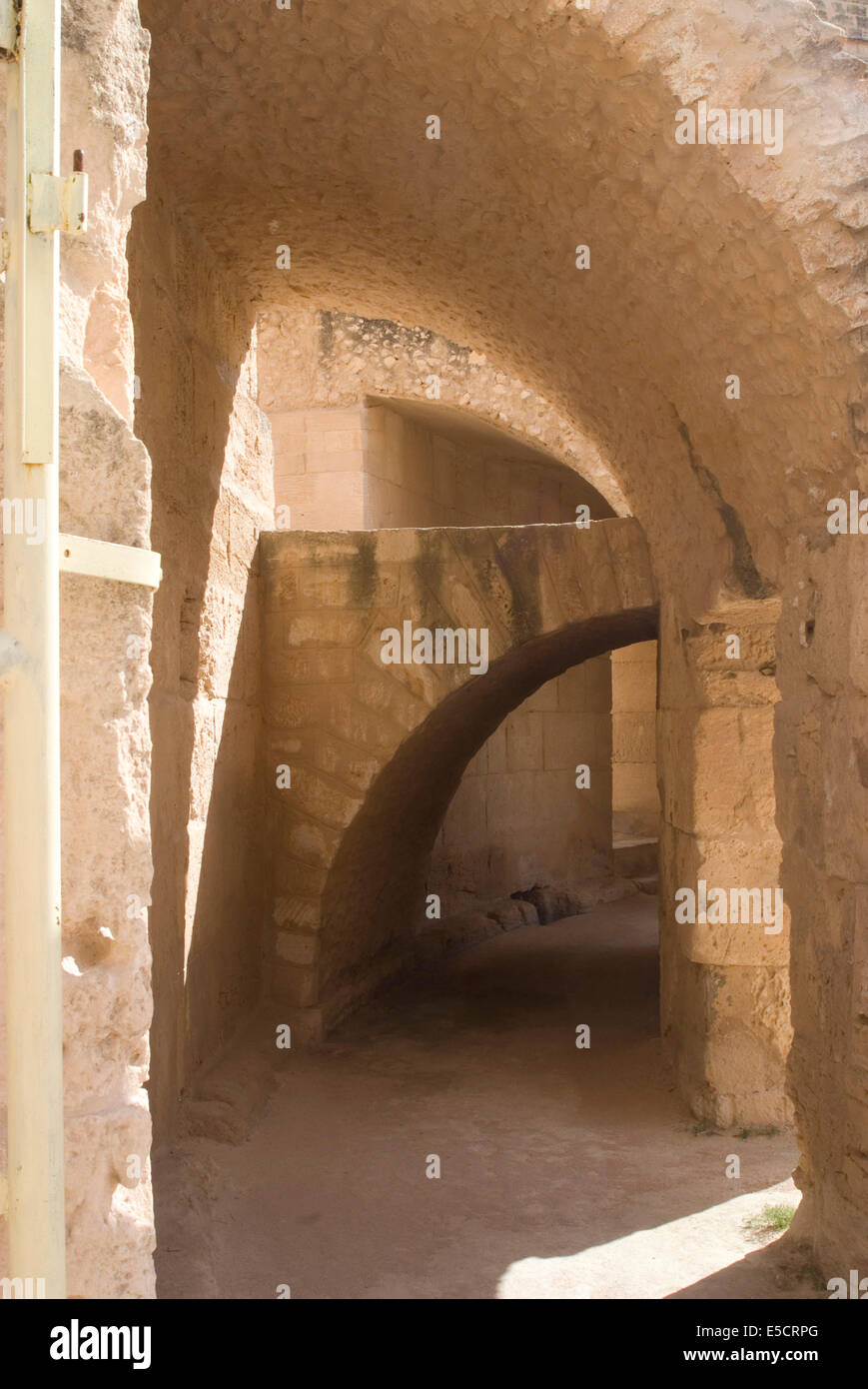 Vestiges d'un amphithéâtre romain, le 3e plus important étant aujourd'hui (après Rome et Capoue, tant en Italie) El Djem, Tunisie Banque D'Images