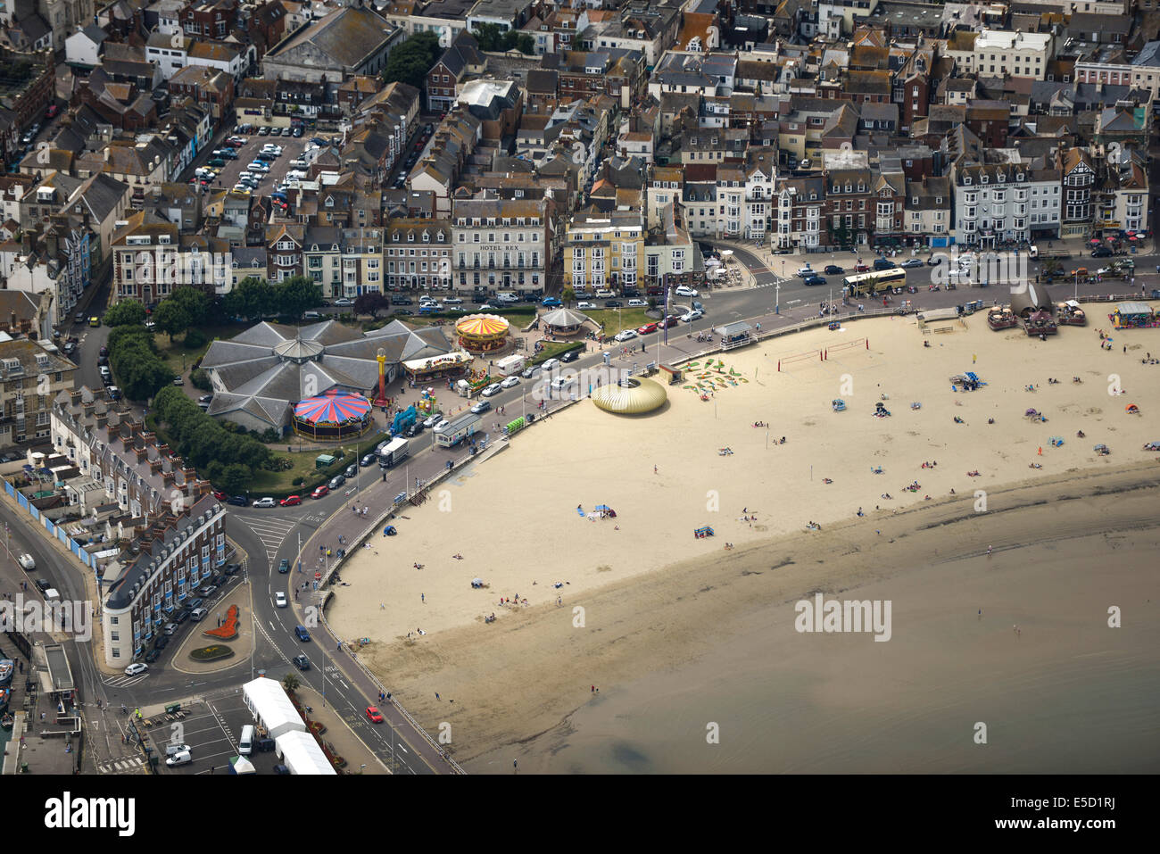 Une vue aérienne de la plage de Weymouth, Dorset, UK. Banque D'Images
